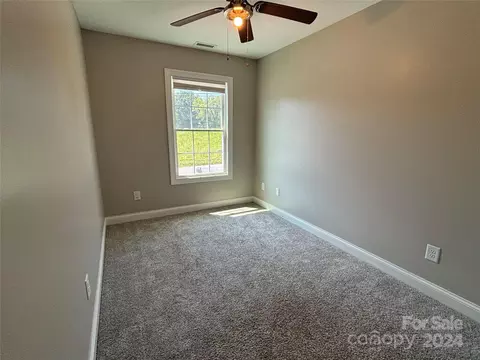 Bedroom - 1086 20th Ne St NE, Hickory, NC 28601 photo 3 of 3