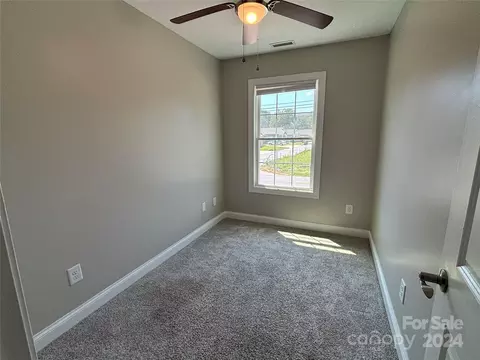 Bedroom - 1086 20th Ne St NE, Hickory, NC 28601 photo 2 of 3