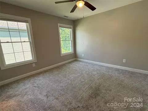 Bedroom - 1086 20th Ne St NE, Hickory, NC 28601 photo 1 of 3