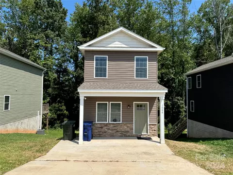 1086 20th Ne St NE, Hickory, NC 28601