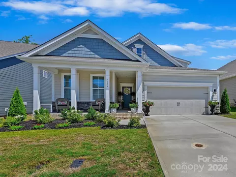 5004 Lydney Cir, Waxhaw, NC 28173
