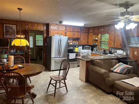 Kitchen - 2117 John St, Matthews, NC 28105 photo 1 of 1