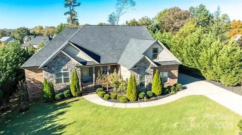 3005 Applewood Point Ln, Belmont, NC 28012