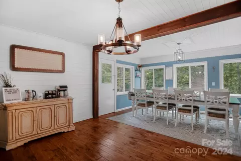 60 Hampton Ct, Columbus, NC 28722 photo 9