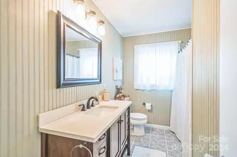 60 Hampton Ct, Columbus, NC 28722 photo 15