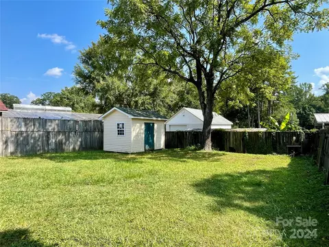 Exterior - 220 Blacksnake Rd, Stanley, NC 28164 photo 2 of 6