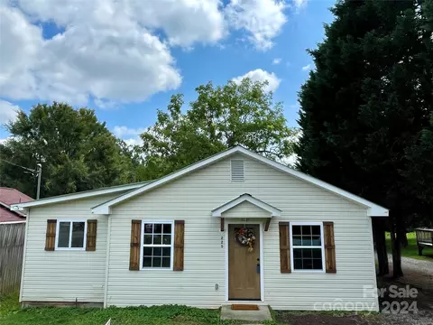 220 Blacksnake Rd, Stanley, NC 28164