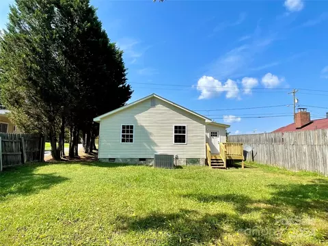 Exterior - 220 Blacksnake Rd, Stanley, NC 28164 photo 1 of 6