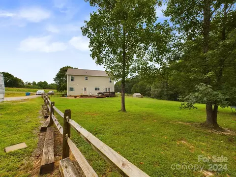 3636 33rd Ne Ave NE, Hickory, NC 28601 photo 41