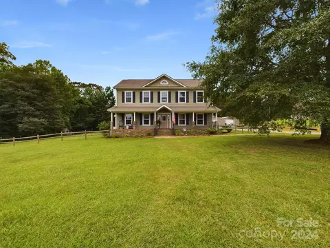 3636 33rd Ne Ave NE, Hickory, NC 28601