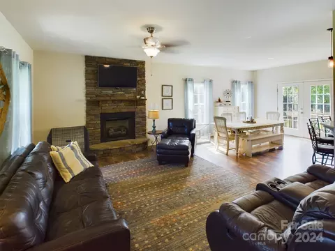 3636 33rd Ne Ave NE, Hickory, NC 28601 photo 7