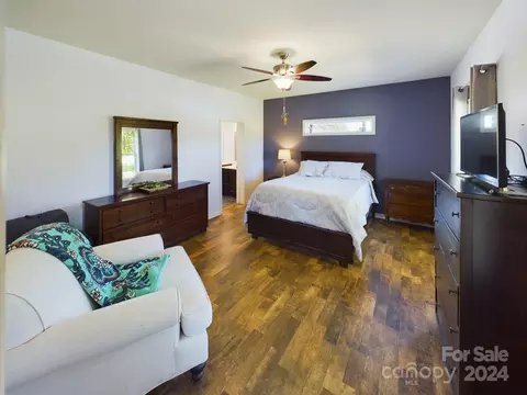 3636 33rd Ne Ave NE, Hickory, NC 28601 photo 9