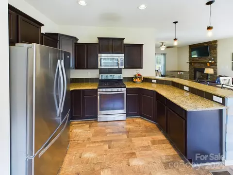 3636 33rd Ne Ave NE, Hickory, NC 28601 photo 14
