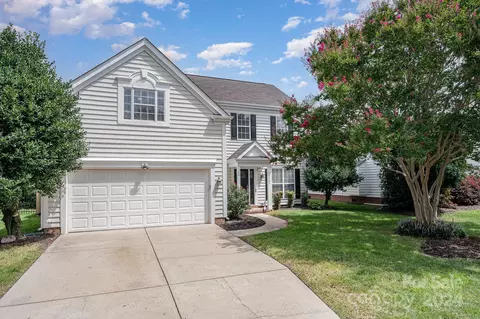 6305 Downfield Wood Dr, Charlotte, NC 28269