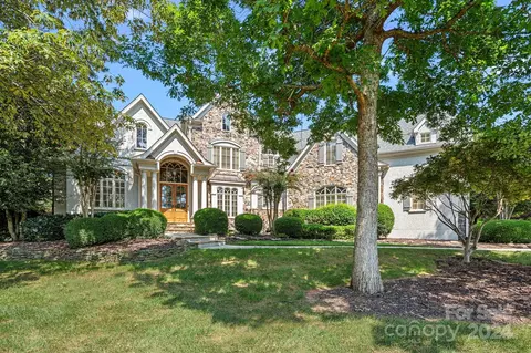 224 Milford Cir, Mooresville, NC 28117