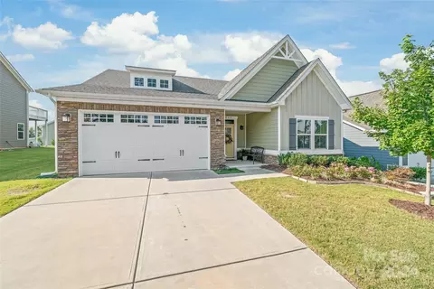 5067 Skyfest Dr, Charlotte, NC 28215