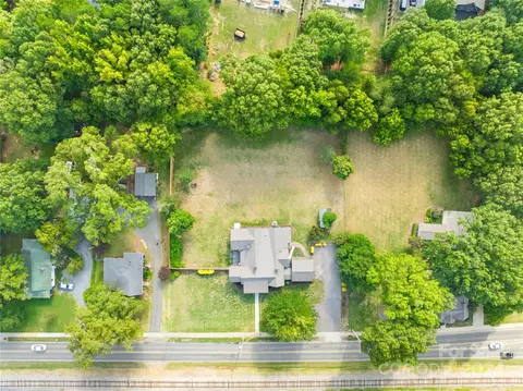 19401 S Main St, Cornelius, NC 28031 photo 37