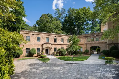6 Village B101 Ln #B101, Asheville, NC 28803
