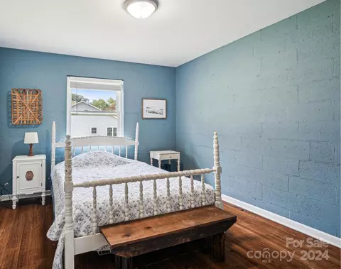 325 E 3rd St, Oakboro, NC 28129 photo 12