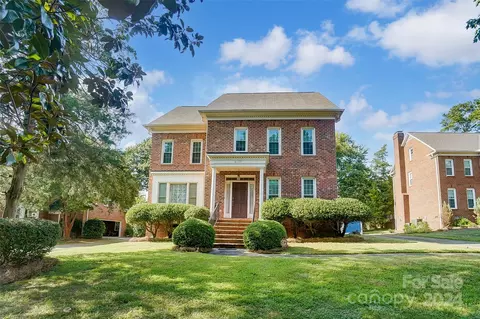 6517 Hunter Pine Ln, Charlotte, NC 28270
