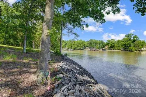 5452 Baker Ln, Clover, SC 29710 photo 19