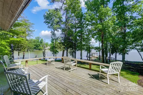 5452 Baker Ln, Clover, SC 29710 photo 16
