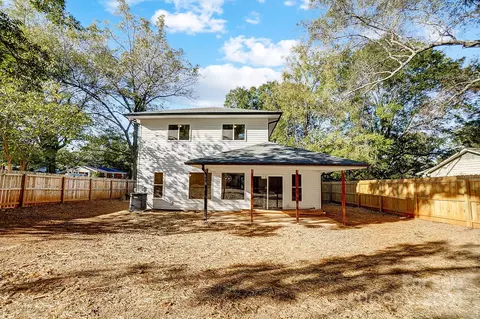 Exterior - 316 E Morrow Ave, Monroe, NC 28112 photo 4 of 8