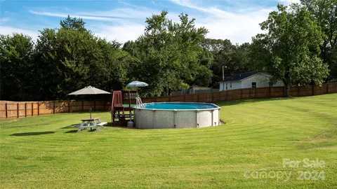 Exterior - 487 Mount Bethel Rd, Harmony, NC 28634 photo 1 of 1