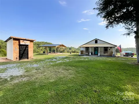 566 Abbeydale Rd, Harmony, NC 28634