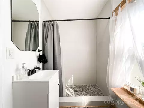566 Abbeydale Rd, Harmony, NC 28634 photo 31