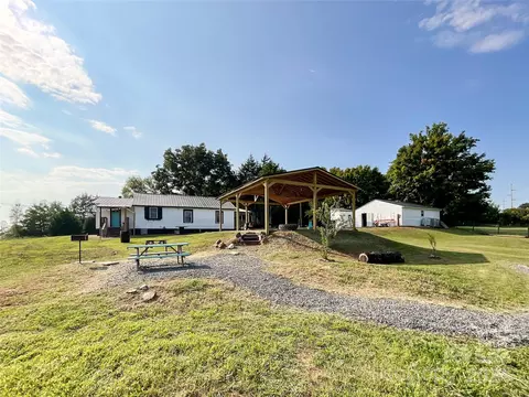 566 Abbeydale Rd, Harmony, NC 28634 photo 20
