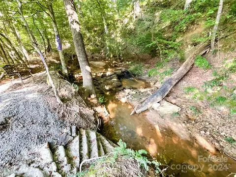 566 Abbeydale Rd, Harmony, NC 28634 photo 15
