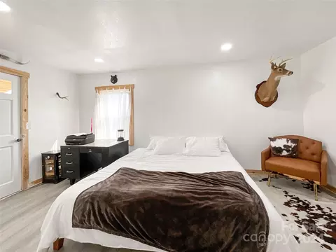 566 Abbeydale Rd, Harmony, NC 28634 photo 32