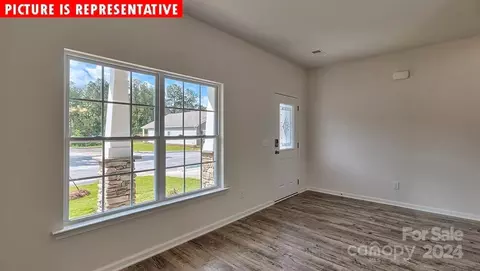 1804 Vanderlyn St, Monroe, NC 28112 photo 2