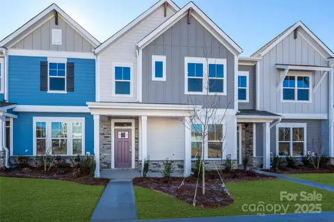 10509 Boudreaux St, Huntersville, NC 28078