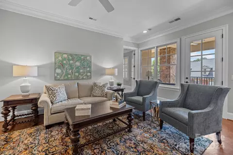 6769 Louisburg Square Ln, Charlotte, NC 28210