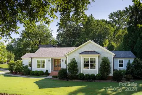 2235 Vernon Dr, Charlotte, NC 28211