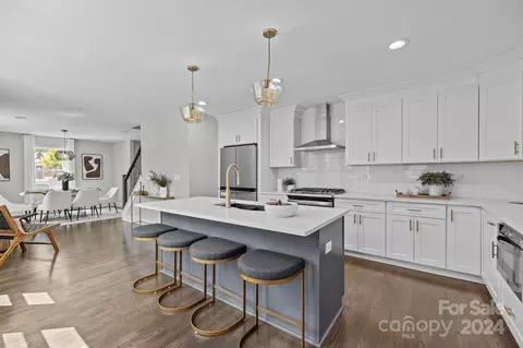 2124 Edison St, Charlotte, NC 28206