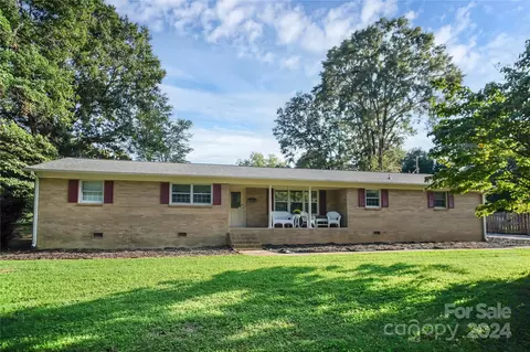 121 Ethel Dr, Stanley, NC 28164