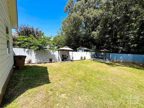 Exterior - 4912 Spring Meadow Ln, Monroe, NC 28110 photo 3 of 7