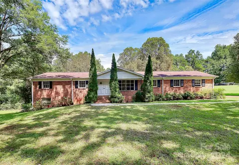 9811 Hannon Rd, Mint Hill, NC 28227