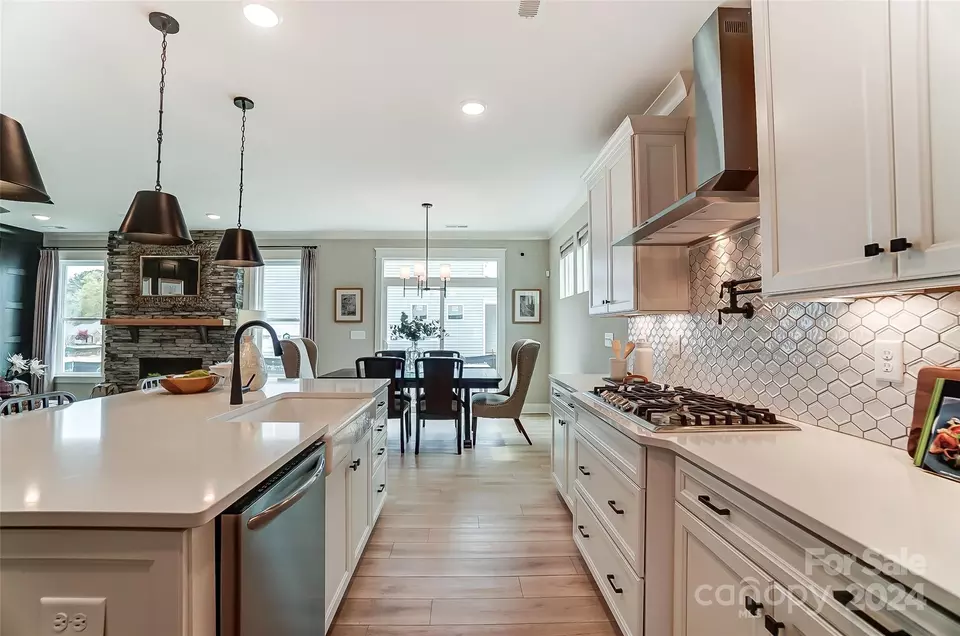 Kitchen - 2466 Judson 49 Dr #49, Gastonia, NC 28054 photo 3 of 6