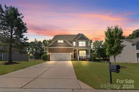 276 Hydrangea Dr, Clover, SC 29710