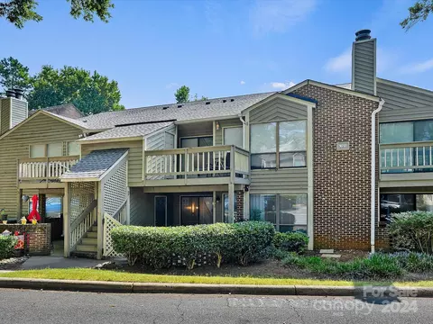 1612 Sharon W 71 Rd W #71, Charlotte, NC 28210