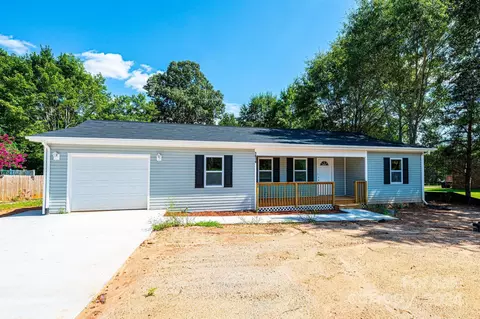 1614 Herbie Cir, Newton, NC 28658