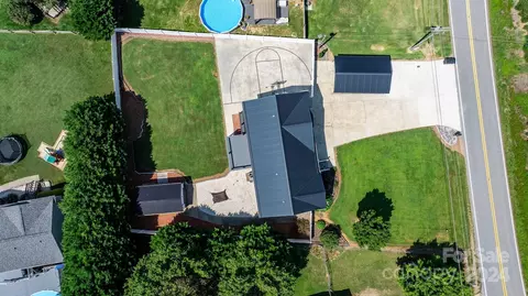 698 Pine Mountain Rd, Hudson, NC 28638 photo 7