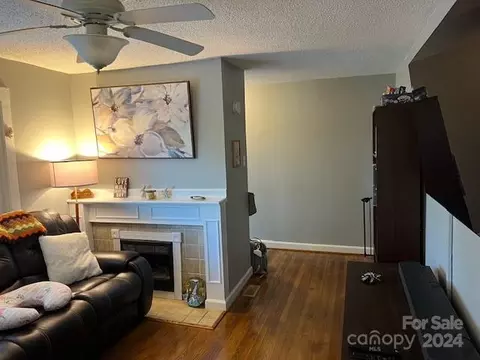 735 State St, Marion, NC 28752 photo 7