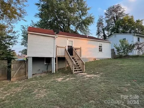 735 State St, Marion, NC 28752 photo 23