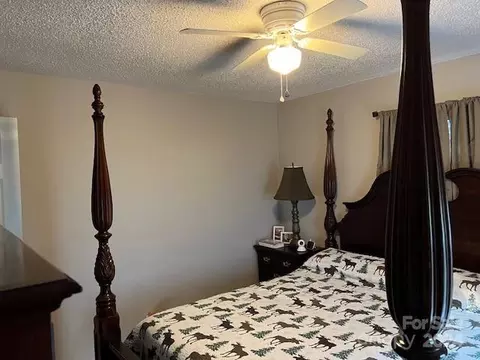 735 State St, Marion, NC 28752 photo 11