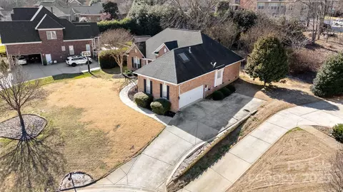 View/Area - 191 Melbourne Dr, Fort Mill, SC 29708 photo 4 of 5